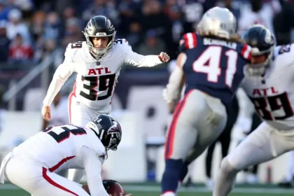 A perda de XP de Kicker Parker Romo estraga a.webp