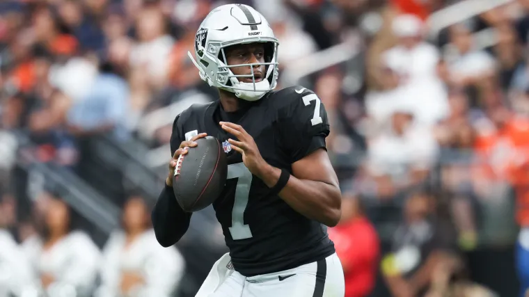 Jets se reunem com Geno Smith em troca com Raiders.webp