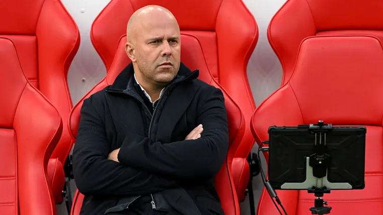 Czy Arne Slot zostanie zwolniony po zamieszaniu wokół Mohameda Salaha? Dom Farrell