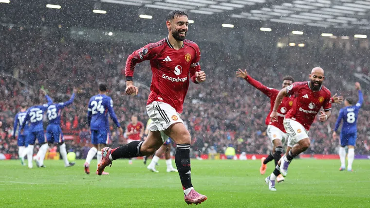 El calor de Fernandes y Carrick descongela el frío de Amorim para Man.webp