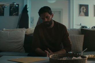 1709314351 The Tourist Season 2 Finale Explained What Did Elliots File