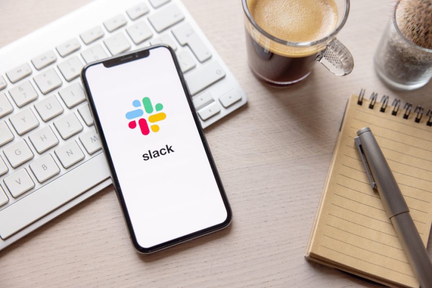 1711755417 How to reply to a specific message in Slack