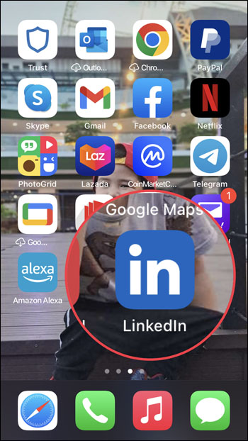 How to deactivate your birthday on LinkedIn