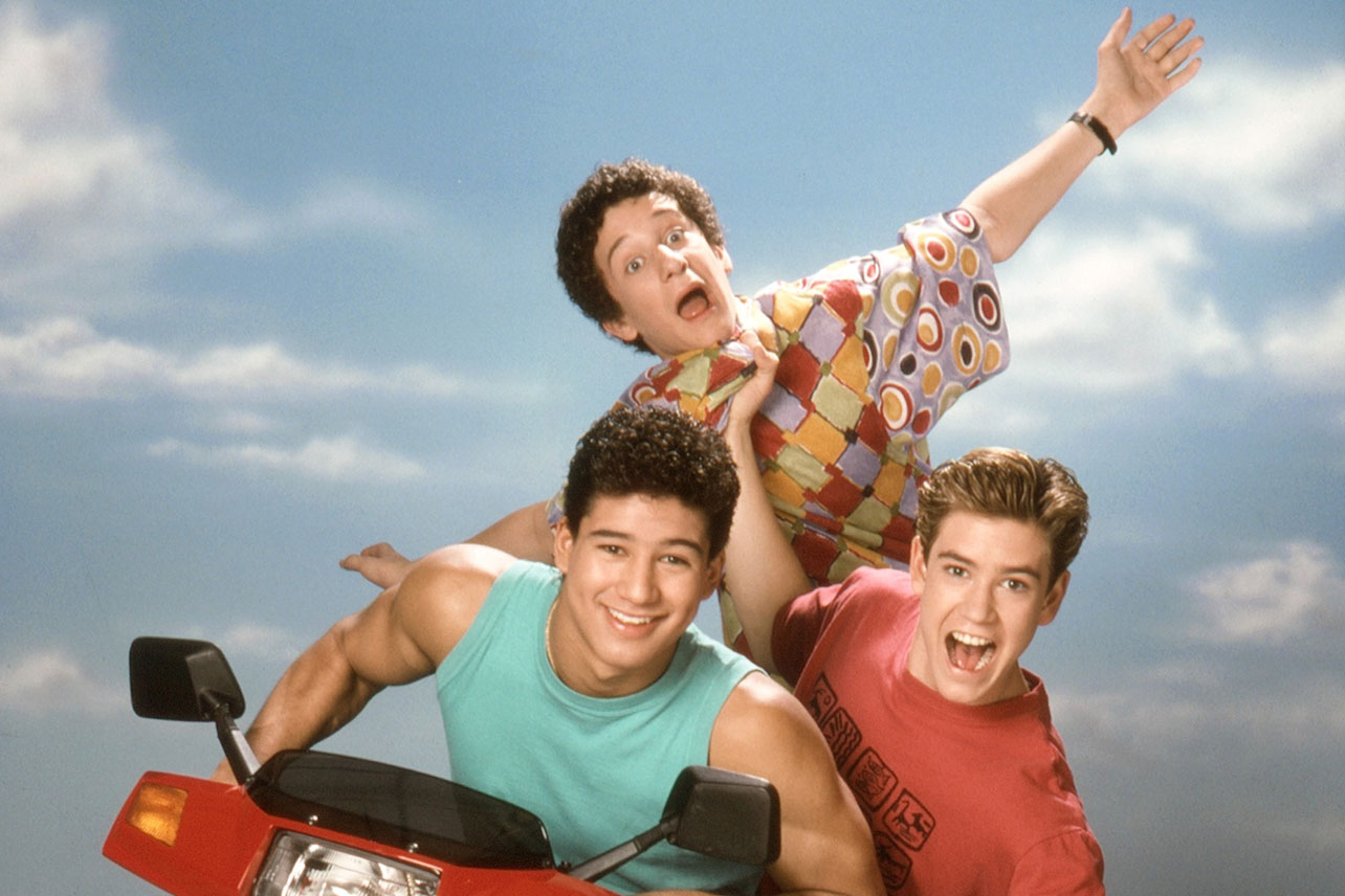 SAVED BY THE BELL, from left: Mario Lopez, Dustin Diamond, Mark-Paul Gosselaar, (season 2), 1989-1992. Photo: Gary Null / ©NBC / courtesy of Everett Collection