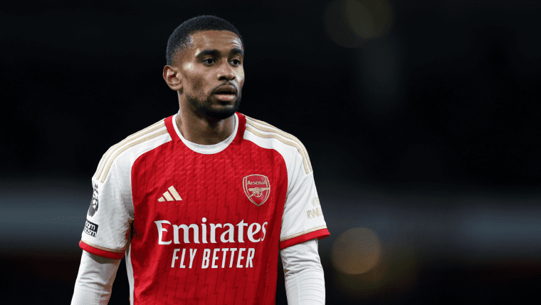 West Ham open talks to sign Arsenal winger
