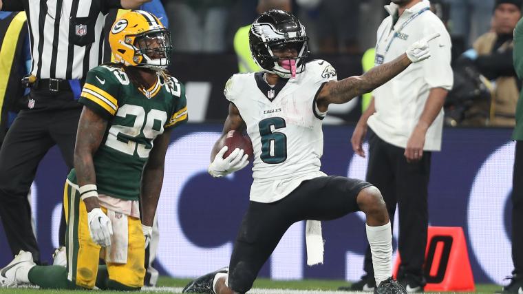 Unlocking Fantasy Potential DeVonta Smith Thrives in Slot Role