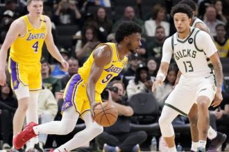 Lakers Rookie Aims to Boost Confidence Before Season Starts
