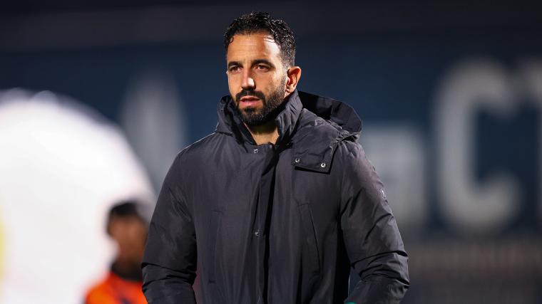 Man United Star Overcomes Injury Setback Racing Towards Fitness for