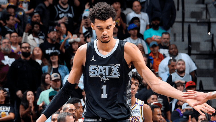 Spurs Might Boost Roster with Wizards 30 Million Center in