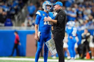 Jared Goff Commends Dan Campbells Bold Decision Making on Critical 4th