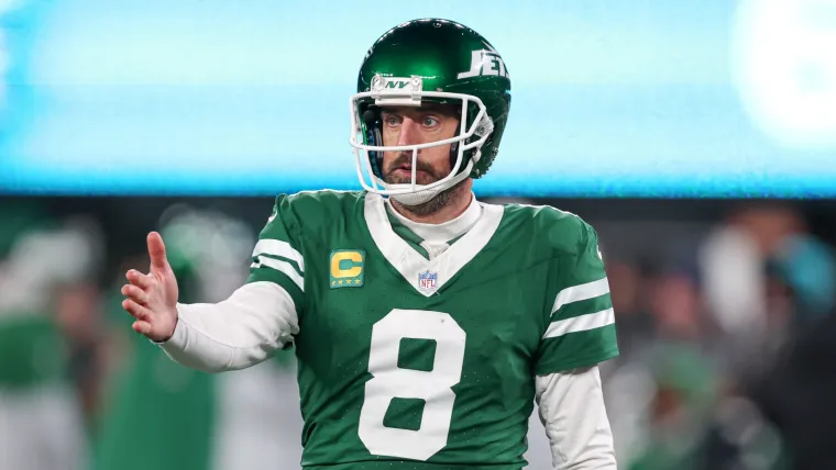 Aaron Rodgers Expected to Join Historic NFL Team During Free.webp