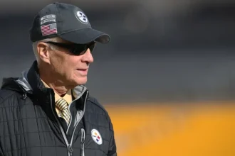 Steelers Owner Shares Latest on Aaron Rodgers as Anticipation Builds.webp