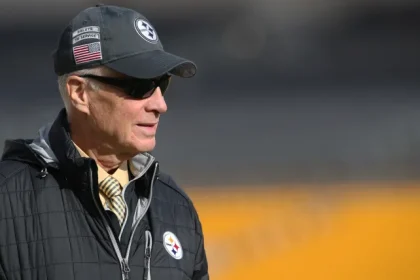 Steelers Owner Shares Latest on Aaron Rodgers as Anticipation Builds.webp