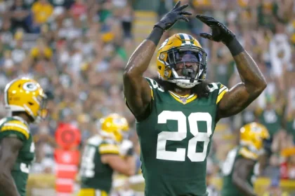 Detroits 14 Million Rising Star Ignites Green Bay Rivalry with.webp