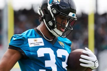 Jaguars Rookie Experiences Eye Opening Moment During First OTAs Snap.webp
