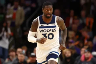 Julius Randle Shares a Humorous Take on the Essential Support.webp