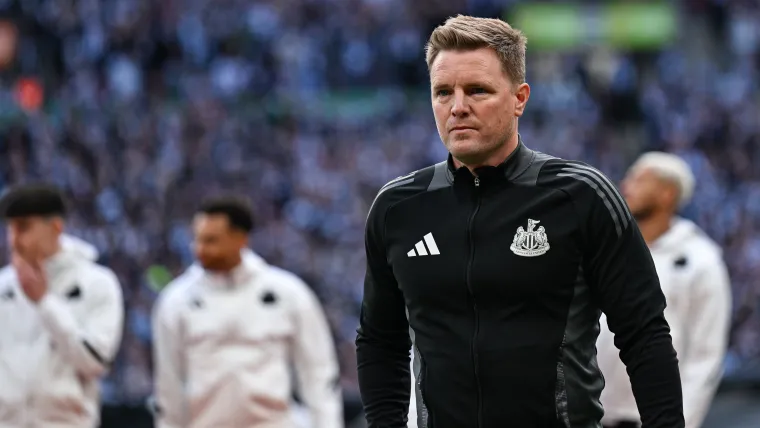 Newcastles Season Defining Clash with Arsenal Eddie Howe Confronts Triple Injury.webp
