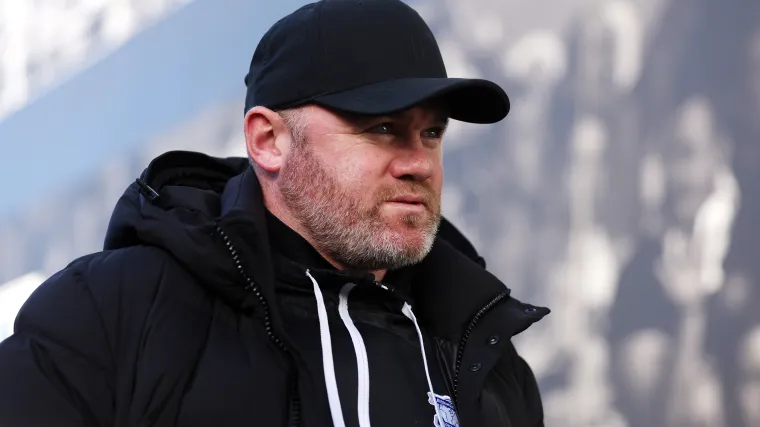 Wayne Rooney Expresses Disappointment Over Home Fans During Arsenals Loss.webp