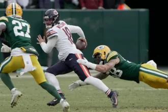 Bears Quarterback Caleb Williams Ignites Historic Rivalry with Green Bay.webp