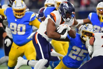 Chargers Aiming to Sign Young Running Back from Longtime Rival.webp