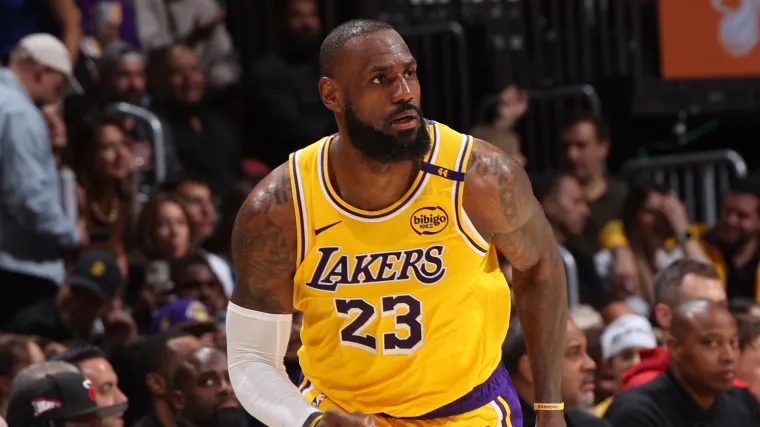 Lakers Set to Part Ways with Rookie Guard to Acquire.webp