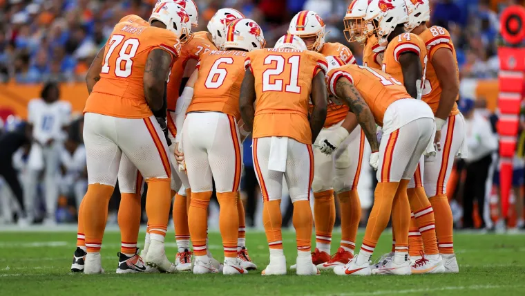 Buccaneers Set to Reintroduce Iconic White Creamsicle Uniforms for the.webp