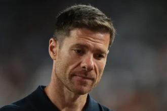 Como Targets Real Madrid Rising Star with a Deal Similar.webp