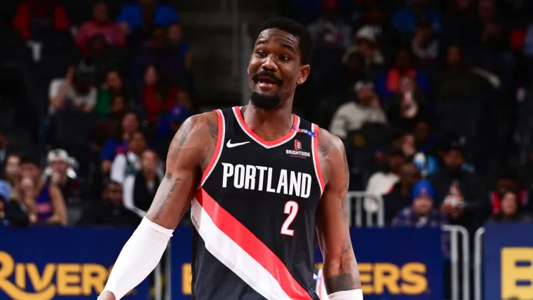 Deandre Ayton Emerges as a Lead Candidate for Lakers in.webp