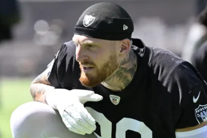 Maxx Crosby Defends Quarterback Geno Smith with a Candid Expletive.webp