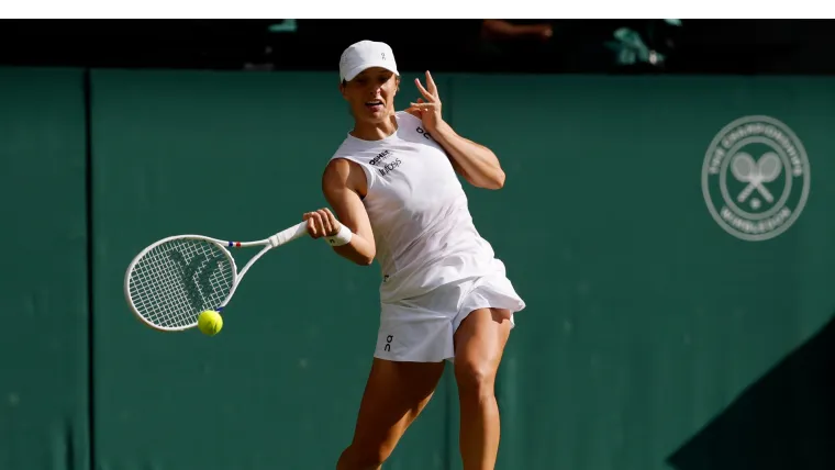 Where to Stream the Danielle Collins vs Iga Swiatek Match.webp