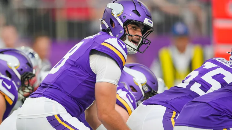 Eagles and Vikings Join Forces for Unexpected Quarterback Trade and.webp