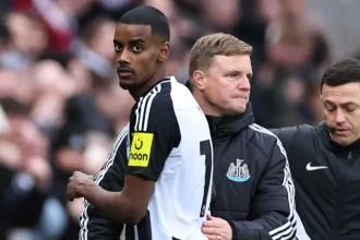 Eddie Howe Outlines Key Steps for Alexander Isak to Regain.webp