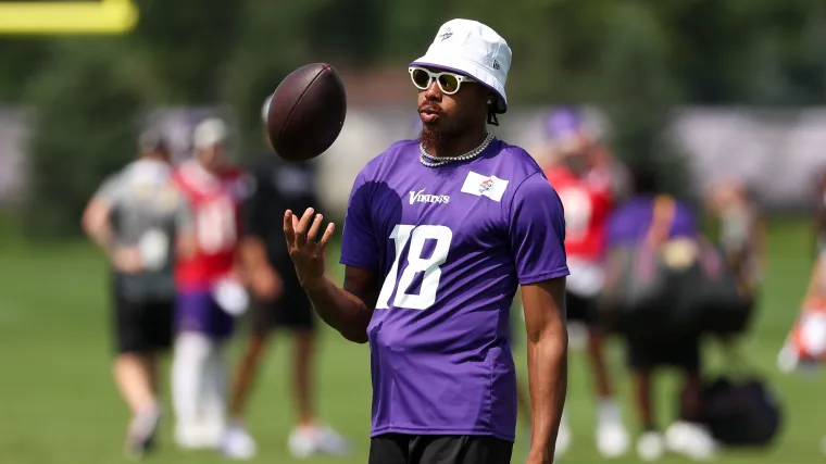 Justin Jefferson Returns to Practice Amidst Declining Vikings Wide Receiver.webp