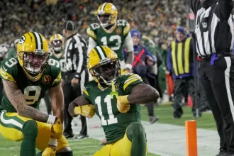 Packers Jayden Reed Raises Alarm with Troubling Injury News Following.webp
