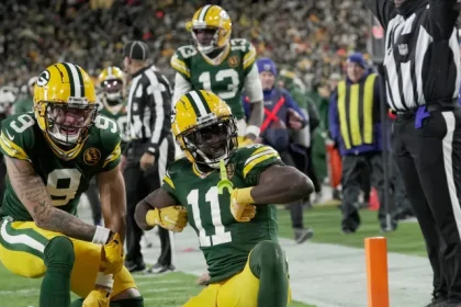 Packers Jayden Reed Raises Alarm with Troubling Injury News Following.webp