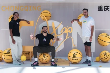 Steph Curry Ignites China with First Ever Curry Con Event.webp
