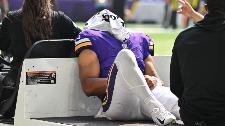 Vikings Rondale Moore Sidelined in Debut Preseason Match Extending Injury.webp