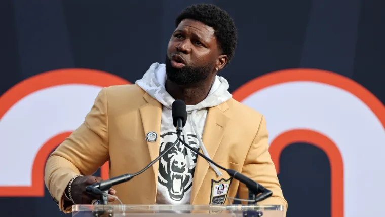 Bears Icon Forecasts Lions to Rank Last in NFC North.webp