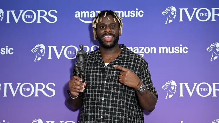 Essential Insights on Myles Smith the Halftime Show Artist for.webp
