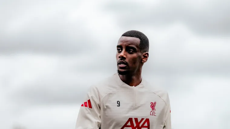 How to Catch the Burnley vs Liverpool Match Current Team.webp
