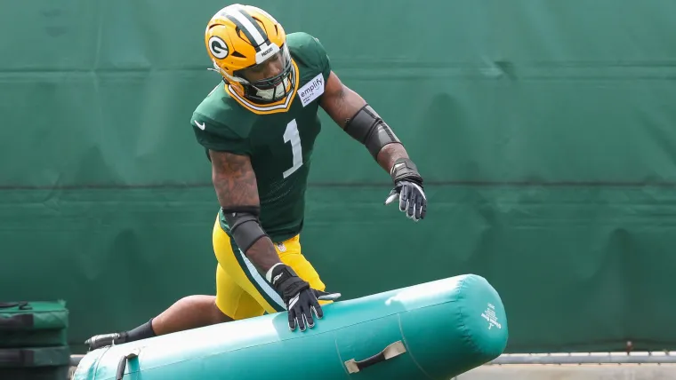 Is Micah Parsons Suiting Up for Todays Game Latest Injury.webp
