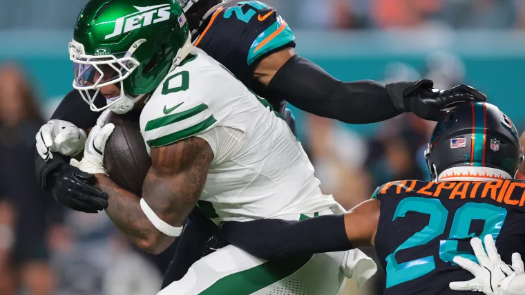 Three NFL Teams Still Seeking First Victory After Week 4.webp