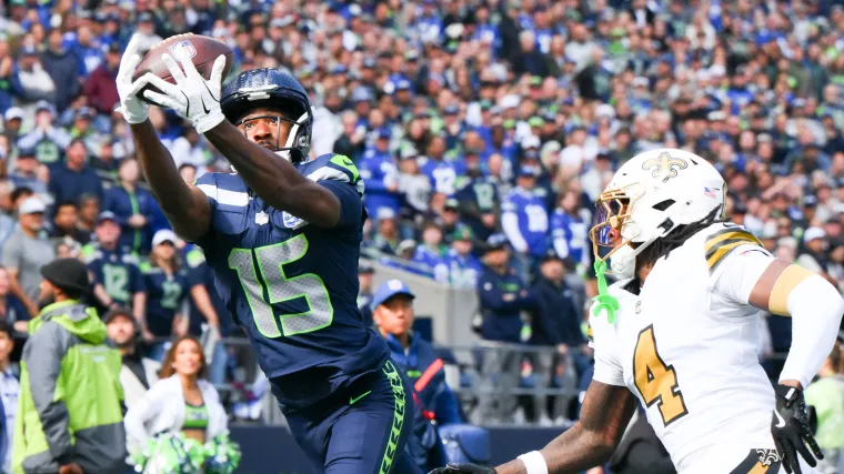 Tory Horton Mirrors Talents of Seahawks Superstar According to Offensive.webp