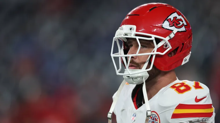 Travis Kelce and Andy Reid Clash Over Slow Opening Performance.webp