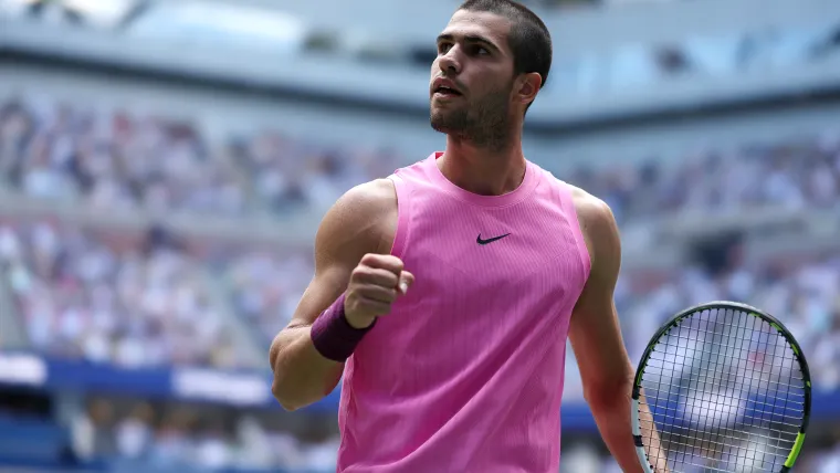 When to Tune In for the Carlos Alcaraz vs Jannik.webp