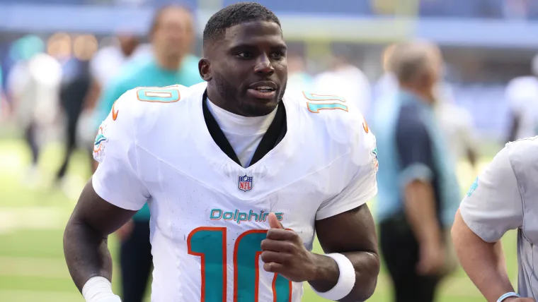 Why the Denver Broncos Must Avoid the Trade Suggestion Involving.webp
