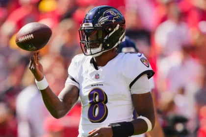 Current Insights and Developments on Lamar Jacksons Status for Week.webp