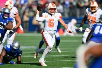 Week 6 Fantasy Football QB Rankings Essential Start Options Hidden.webp
