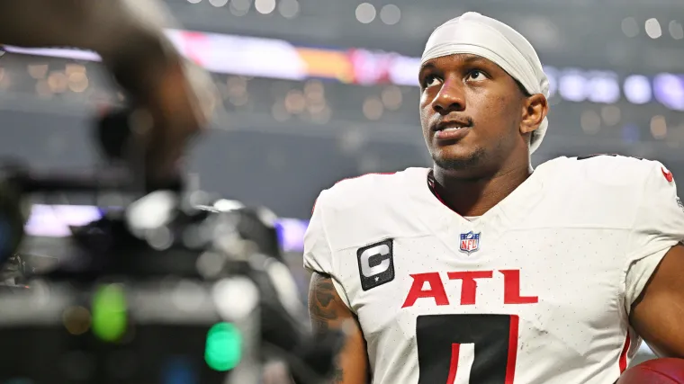 How Jaxson Darts Injury Paved the Way for a Bears.webp