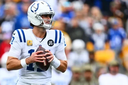 How Turnovers from Daniel Jones Contributed to the Defeat Against.webp